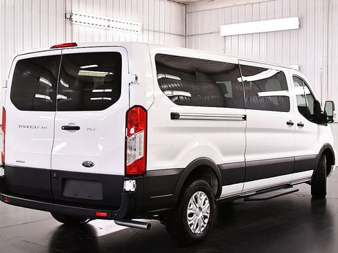 Used 2025 Ford Transit 350 XLT RWD image 7