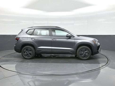 New 2026 Volkswagen Taos S FWD image 8