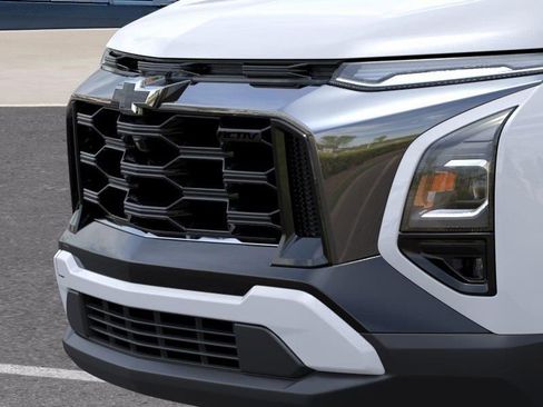 New 2026 Chevrolet Equinox ACTIV AWD/4WD image 13