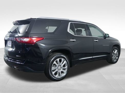 Used 2018 Chevrolet Traverse Premier w/ LPO, Black Accent Package AWD/4WD image 10