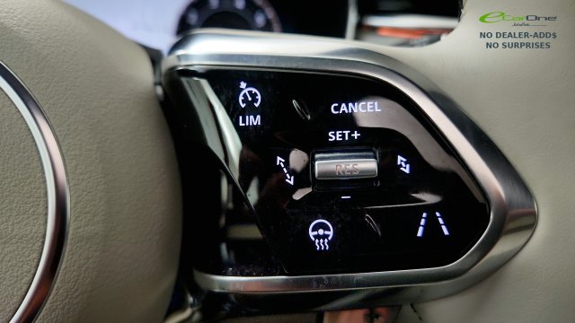 Used 2025 Jaguar F-PACE R-Dynamic S AWD/4WD image 63