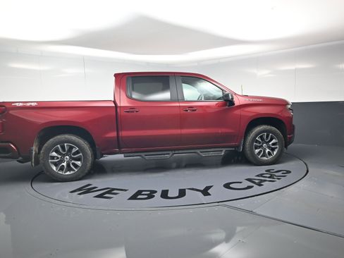 Used 2020 Chevrolet Silverado 1500 RST w/ RST Value Package image 10