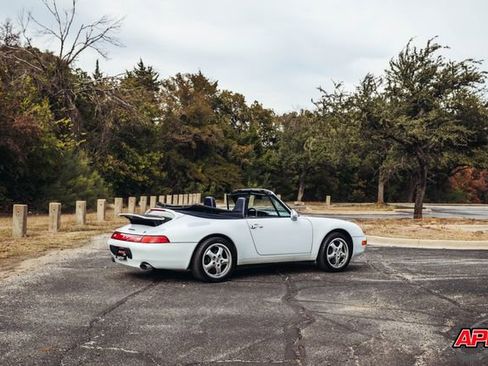 Used 1997 Porsche 911 Carrera image 49