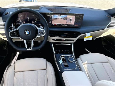 New 2026 BMW 330i 330i w/ M Sport Package image 5