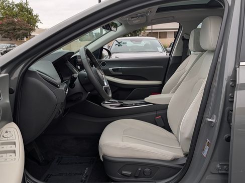 Certified 2023 Hyundai Sonata SEL w/ Convenience Package FWD image 11