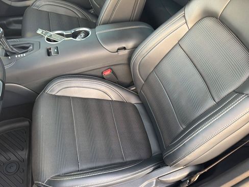 Used 2025 Ford Mustang GT Premium RWD image 29