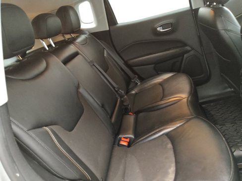 Used 2021 Jeep Compass Latitude FWD image 19