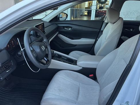 Used 2023 Honda Accord LX image 8