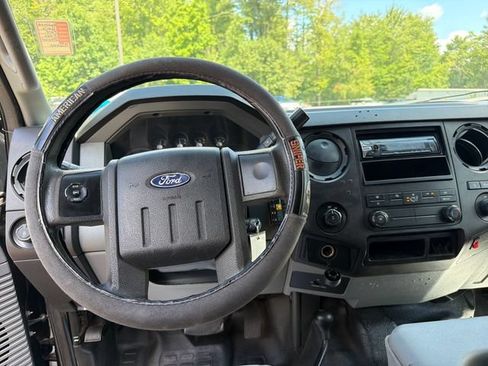 Used 2013 Ford F250 XL w/ PWR Equipment Group AWD/4WD image 15