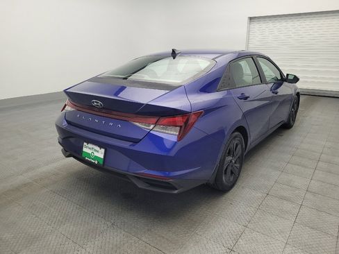 Used 2022 Hyundai Elantra SEL image 9