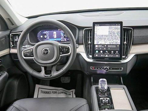 New 2026 Volvo XC90 B6 Plus w/ Protection Package Premier image 27