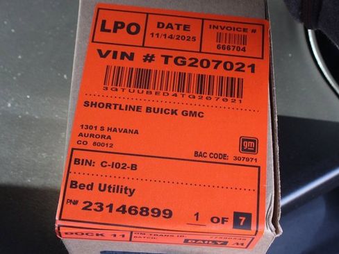 New 2026 GMC Sierra 1500 SLE w/ Preferred Package image 23