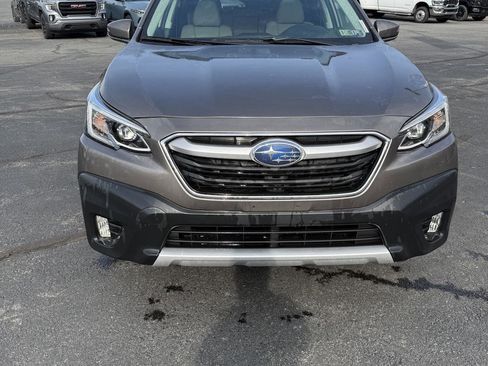 Used 2021 Subaru Outback Limited AWD/4WD image 2