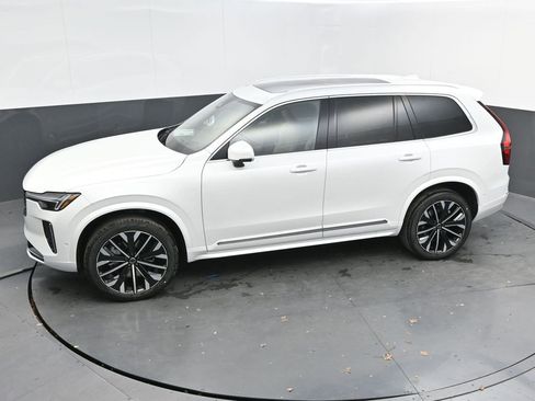 New 2026 Volvo XC90 B6 Ultra image 34