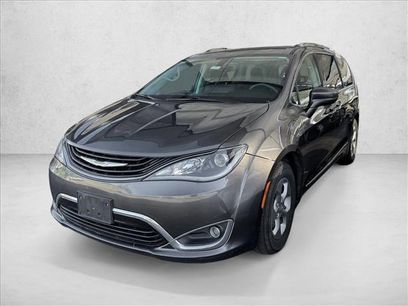 Used 2018 Chrysler Pacifica Touring-L