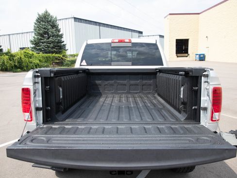 Used 2017 RAM 2500 Limited AWD/4WD image 16