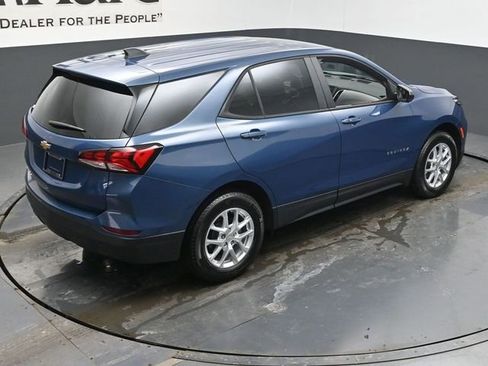 Used 2024 Chevrolet Equinox LS w/ LS Convenience Package image 39