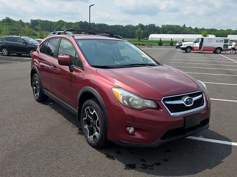 Used 2014 Subaru Crosstrek 2.0i Limited w/ Popular Package #1 AWD/4WD image 3