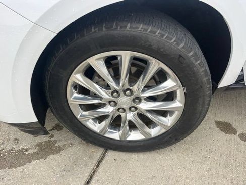 Used 2018 Buick Enclave Premium w/ Trailering Package FWD image 29