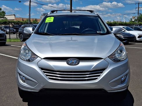 Used 2013 Hyundai Tucson GLS AWD/4WD image 2