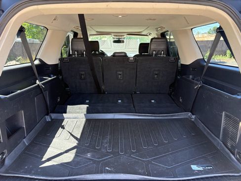 Used 2018 Ford Expedition Max Platinum AWD/4WD image 9