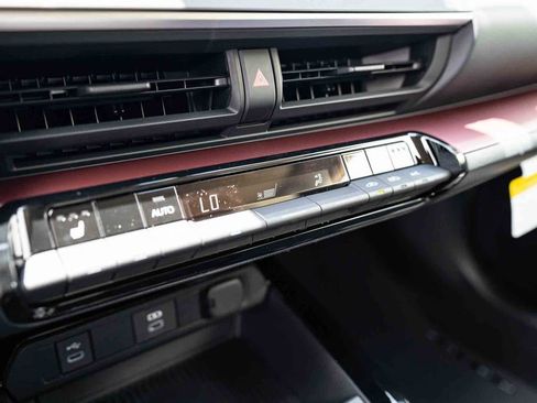 New 2026 Toyota Prius Plug-In Hybrid FWD image 15