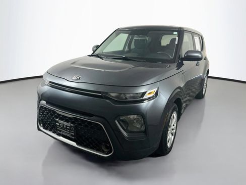 Used 2021 Kia Soul LX FWD image 3