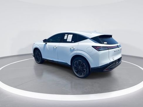 Certified 2025 Nissan Murano Platinum w/ Cargo Package AWD/4WD image 6