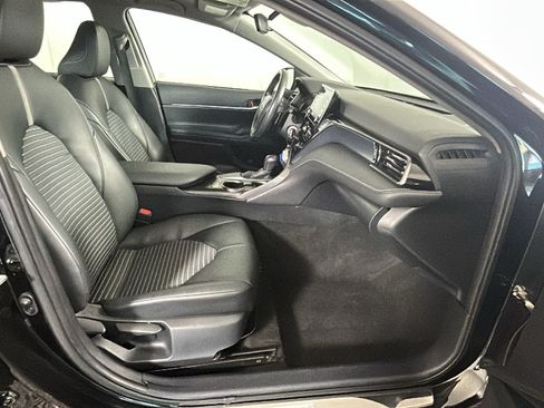 Used 2024 Toyota Camry SE FWD image 28