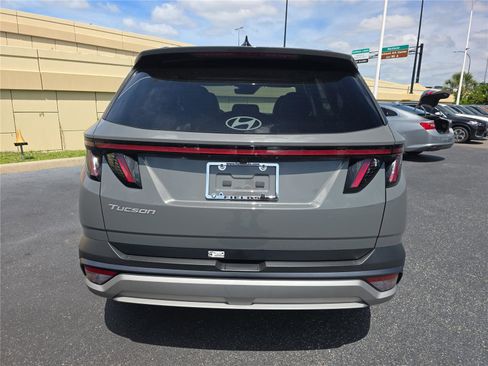 Used 2025 Hyundai Tucson SEL image 4