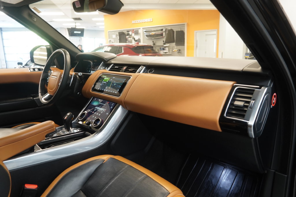 Used 2018 Land Rover Range Rover Sport HSE Dynamic AWD/4WD image 37