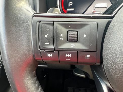 Used 2023 Nissan Rogue Platinum w/ Platinum Premium Package FWD image 19