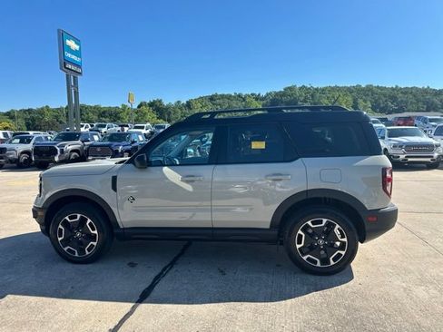 Used 2024 Ford Bronco Sport Outer Banks w/ Tech Package AWD/4WD image 9