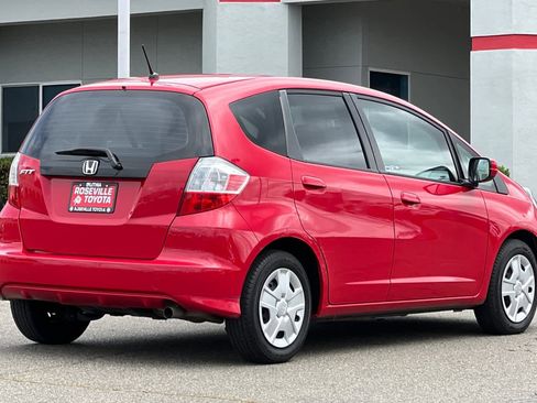 Used 2012 Honda Fit image 2