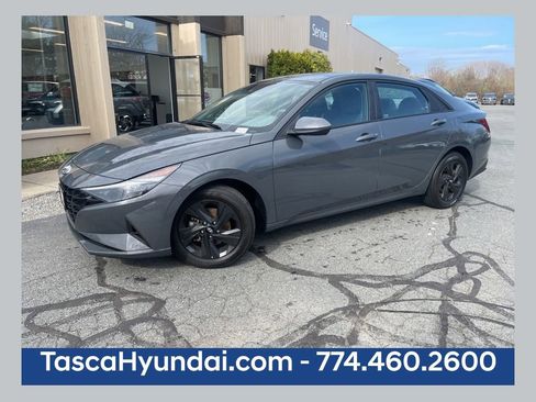 Certified 2023 Hyundai Elantra SEL FWD image 1