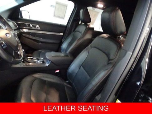 Used 2019 Ford Explorer Sport w/ Ford Safe & Smart Package AWD/4WD image 2