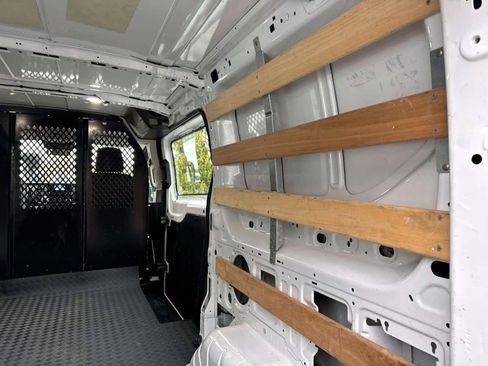 Used 2024 Ford Transit 250 Low Roof AWD w/ Exterior Upgrade Package image 12