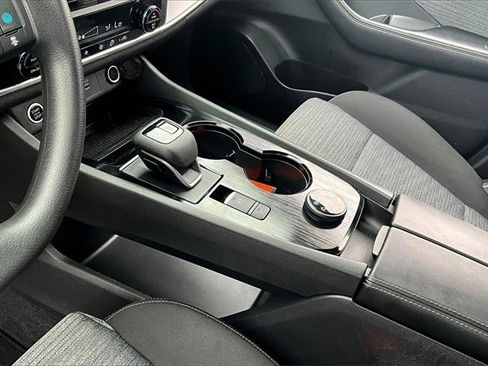 Certified 2023 Nissan Rogue SV image 15