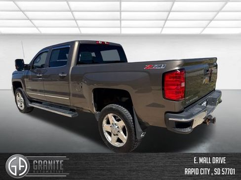 Used 2015 Chevrolet Silverado 2500 LTZ w/ LTZ Plus Package AWD/4WD image 3