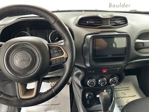 Used 2016 Jeep Renegade Latitude w/ Cold Weather Group image 27