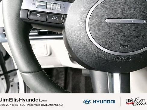 Certified 2025 Hyundai Tucson Limited image 11