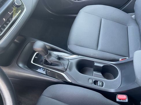 Used 2025 Toyota Corolla LE image 42