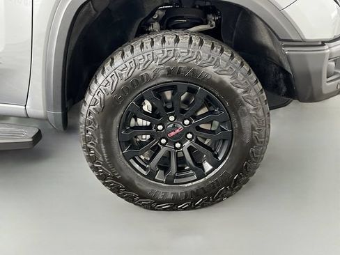 Used 2023 GMC Sierra 1500 AT4X AWD/4WD image 41
