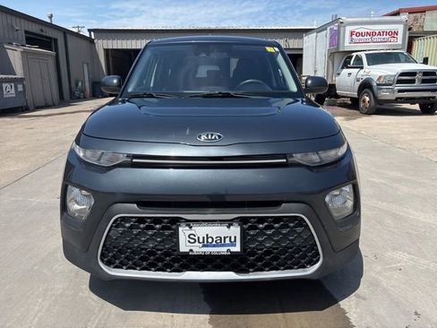 Used 2020 Kia Soul S FWD image 2