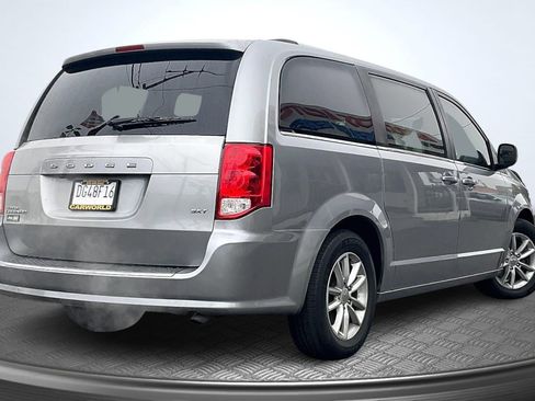 Used 2020 Dodge Grand Caravan SXT image 13