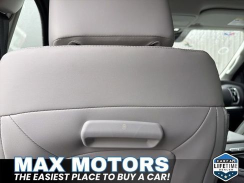 New 2025 Ford Expedition Platinum w/ Platinum Ultimate Package AWD/4WD image 37