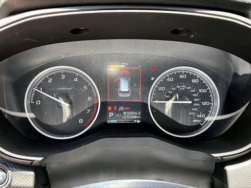 Used 2019 Subaru Forester Premium AWD/4WD image 12