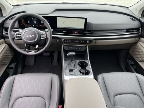 New 2026 Kia Carnival FWD image 20