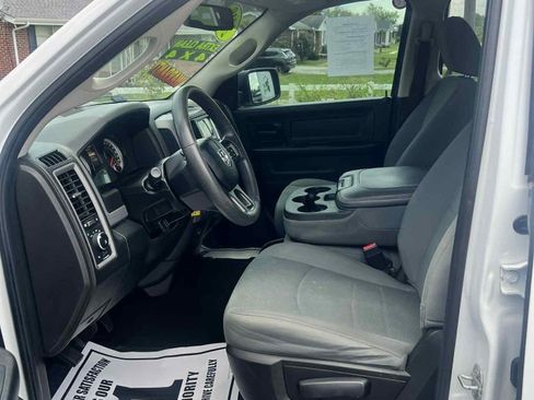 Used 2018 RAM 1500 Express image 11