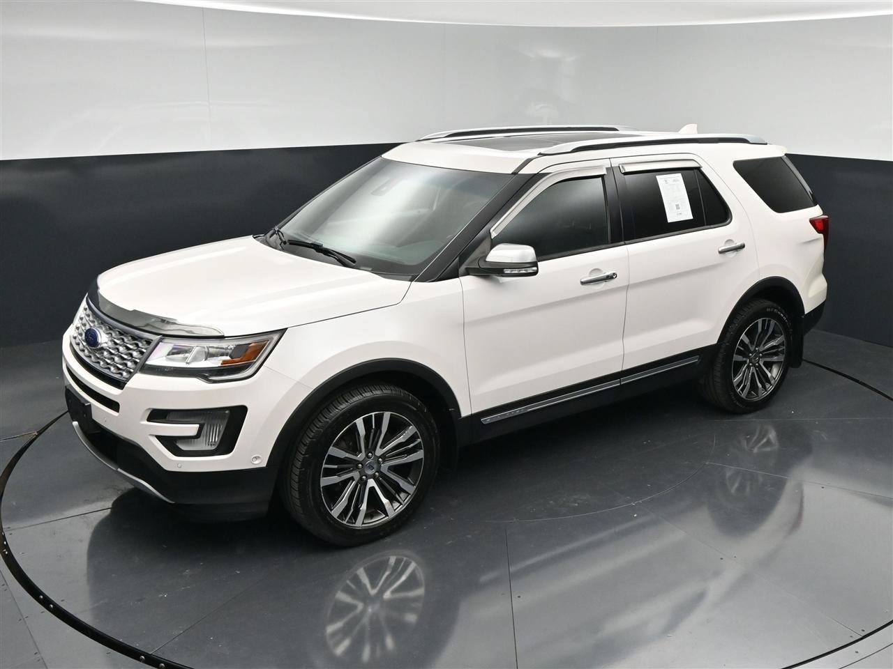 Used 2017 Ford Explorer Platinum AWD/4WD image 19